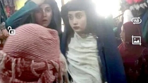Intense sexual encounter between Pashto-speaking women and a retailer