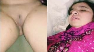 Pakistani wife with a beautiful face gets anal and vaginal penetration