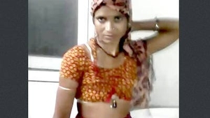 Indian housewife from Rajasthan has sex with her lover