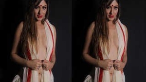 Khushi Mukherjee's arousing live performance