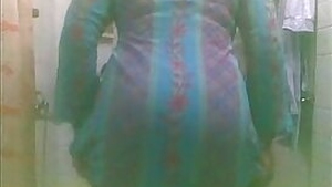 muslim wife in bathroom