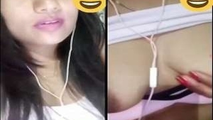 Indian babe flaunts her big boobs in a video call