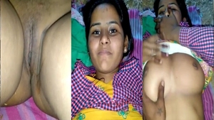 Fatty girl's naked breasts and pussy on camera