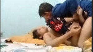 Amateur Indian couple gets caught in the act of having sex