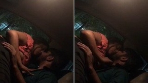 Desi's lover in the car: An unforgettable experience for fans