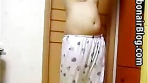 Desi Aunty on Cam