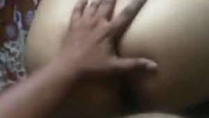 Indian girl gets hard anal fuck in MMS leak