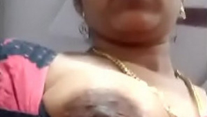 Tia's sizzling performance in a Mallu Kerala video