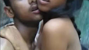 Desi college student's steamy video in the village