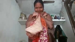 Watch a Bhopal homemaker strip down and tease in movie