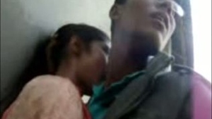 Indian college students indulge in steamy outdoor foreplay