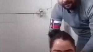Indian duo has a relaxing shower session