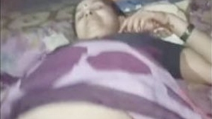 Aunty gets her pussy pounded by a big dick