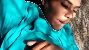 Tamil babe enjoys oral pleasure from her partner