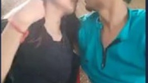Desi lover's hot kissing session