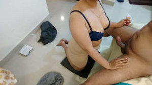 Indian bhabi Soumya gives a hot blowjob and gets covered in cum