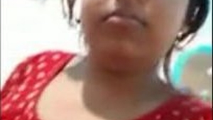 Bhabi flaunts her ample bosom in a seductive manner