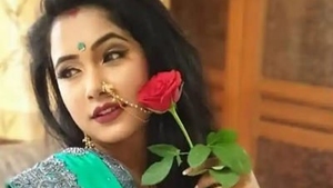 Trisha and Madhu's steamy dance in a video
