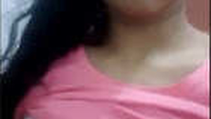 Desi hottie flaunts her body in nude clips