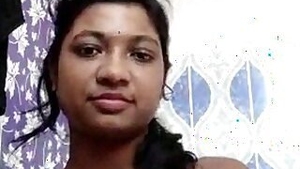 Malayali chechi nude show of her Big boobs and Pooru