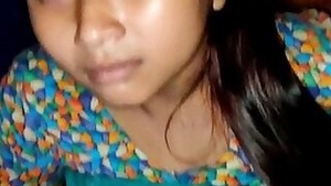 Assamese couple blowjob MMS