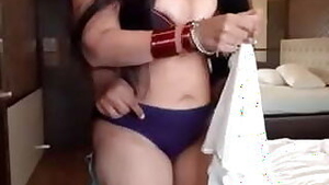 Indian prostitute in Hotel
