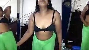 Indian XXX sex, drunk Desi bbw babe bhabhi nude dance