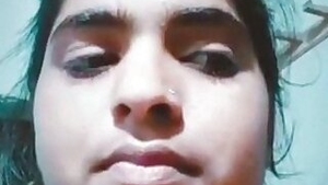 Sexy video of Rajna showing off herself nude