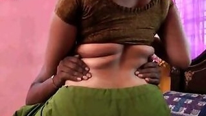 Kerala sexy bhabhi home with servant in absence