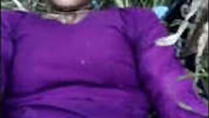 Desi Girl Pussy Captured By Lover In Outdoor