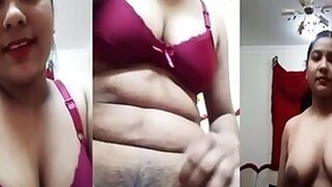 Unsatisfied Chubby Bangladeshi unsatisfied wife nude show