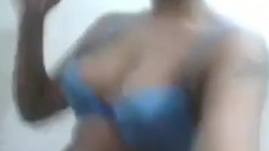 Indian babe in a bra gets naughty in the bedroom