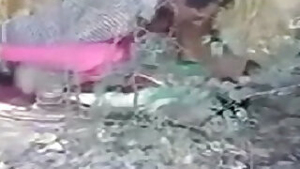 Bhopal desi prostitute fucked on roadside by truck driver