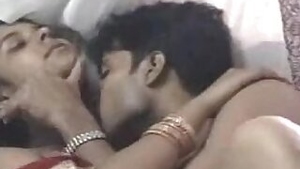 Marathi bhabhi ke chut chudai ki Hindustani ashleel film