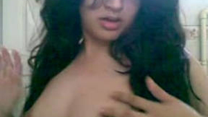 Desi beauty Jamila Ali undresses revealing all