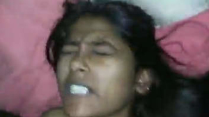 Indian girl gives a blowjob and gets fucked hard in a video