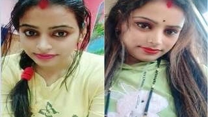 Hot Bhabhi teases on video call