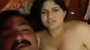 Uncle and his niece have sex in Hindi video