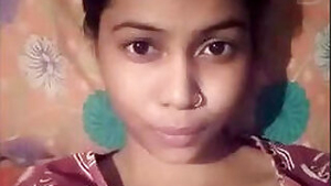 Desi bhabi make her own video