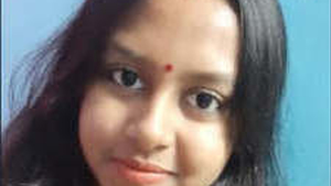 Latest updates of a busty Indian girl sucking cock