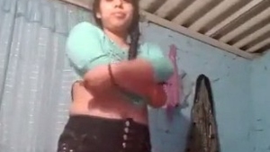 Rustic home porn with a naked man in video