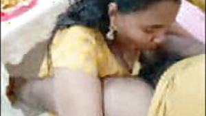 Tamil milf wife sucking fucking vdos