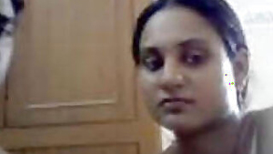 Indian bhabhi on cam with naked