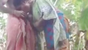 Desi Bhabi Affair With Blowjob Fucking In Banana Khet