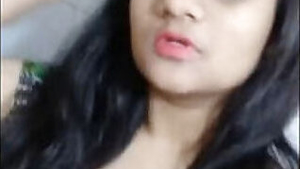 Desi wife show her hot boobs pussy