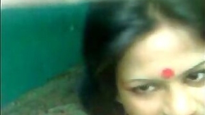 MMS Of Hot Bengali Aunty In Action