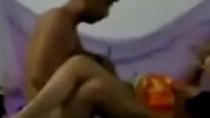 Saree mai Bihari sexy saali ko jija ne de dana dan choda