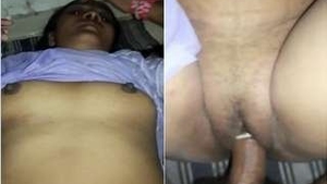 Horny hillbilly bhabhi enjoys anal sex with her lover