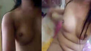 Desi exposes her tiny sex boobies and turns camera to XXX pussy