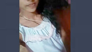 Hot Indian desi Girl Record Her Selfie